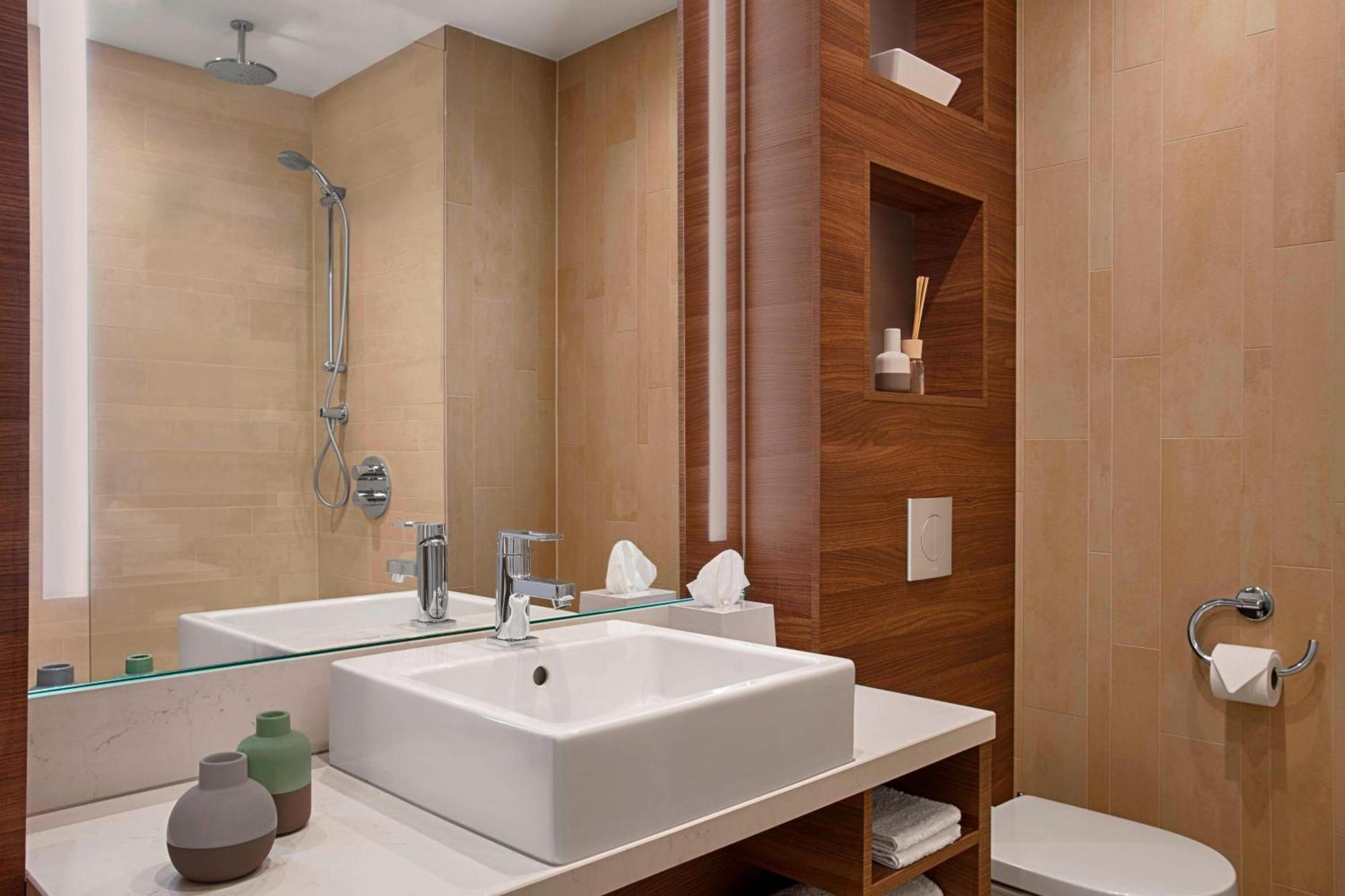 เอเลเมนต์ อัมสเตอร์ดัม Hotel ภายนอก รูปภาพ